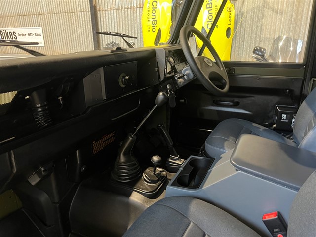 Used Land Rover Defender 90
