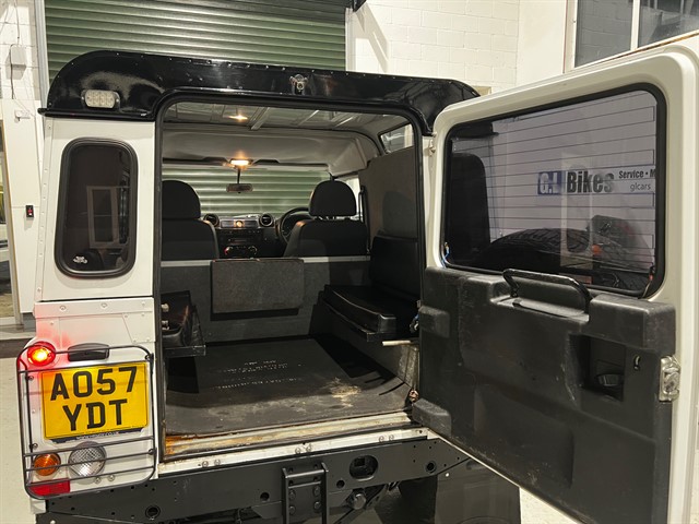 Used Land Rover Defender 90