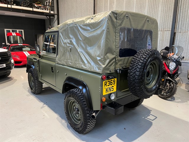 Used Land Rover Defender 90