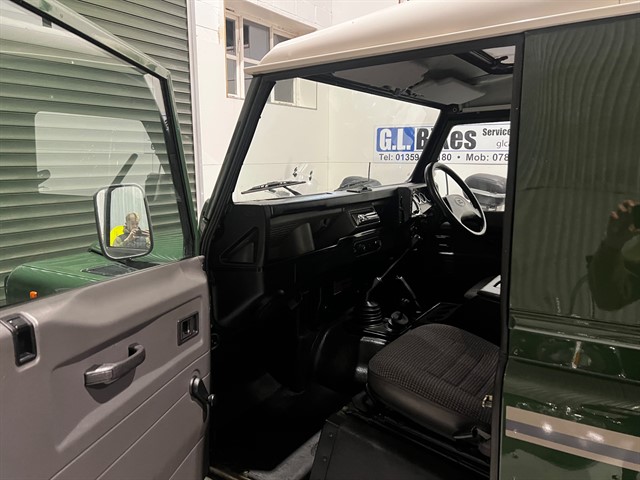 Used Land Rover Defender 90