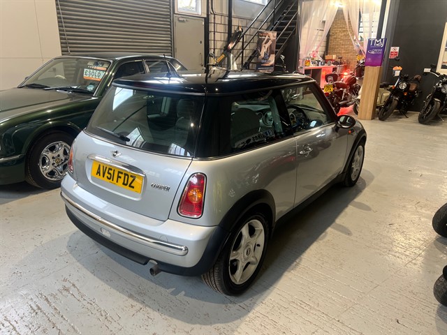 Used MINI Cooper