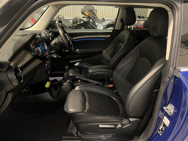 Used MINI Cooper