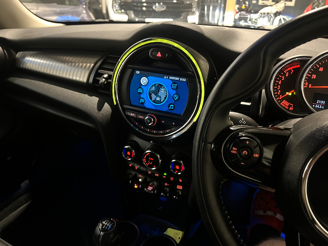 Used MINI Cooper