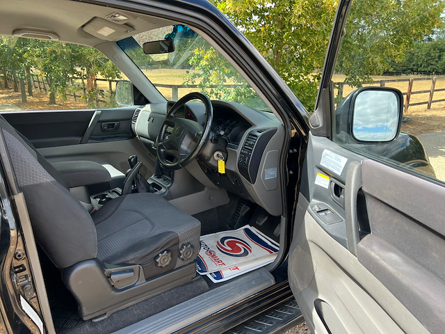 Used Mitsubishi Shogun