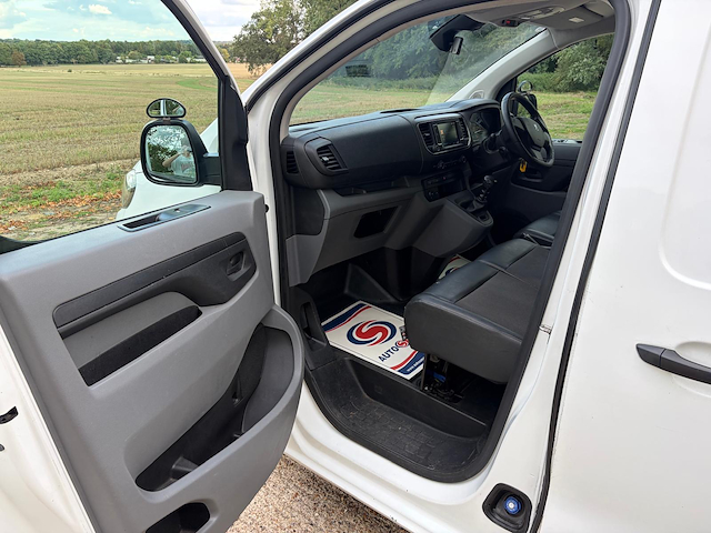 Used Peugeot Expert