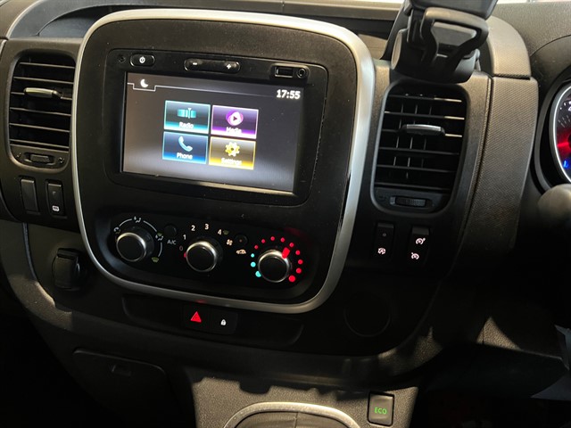 Used Renault Trafic