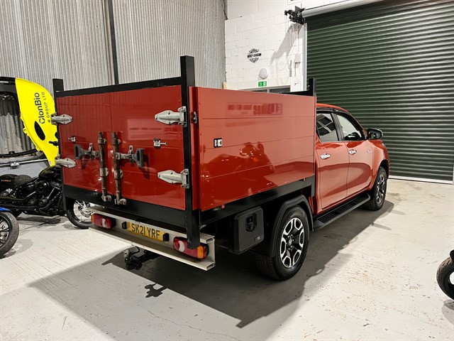 Used Toyota Hilux in Bury St Edmunds, Suffolk