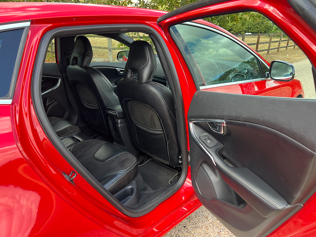 Used Volvo V40