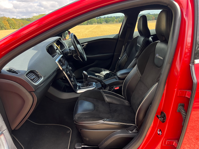 Used Volvo V40