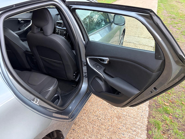 Used Volvo V40