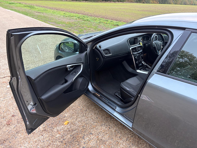 Used Volvo V40