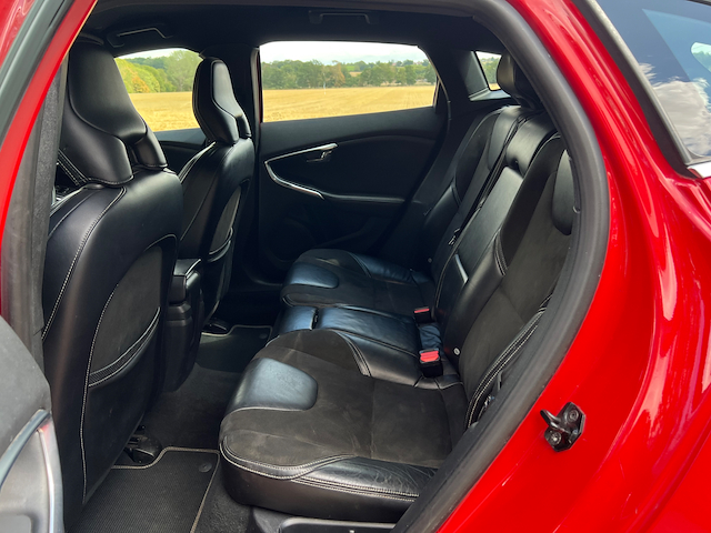Used Volvo V40