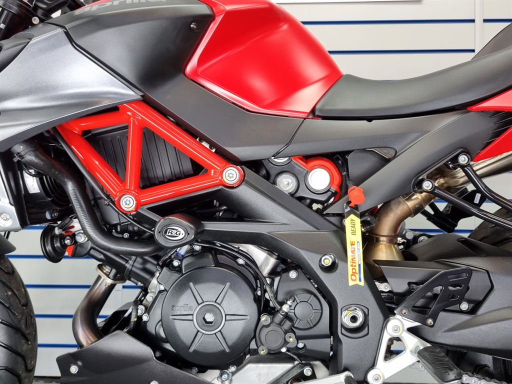 Aprilia 900 store shiver 2020