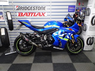 最安値に挑戦！ 解説編》スズキでいちばん高級＆最強！ GSX-R1000/R