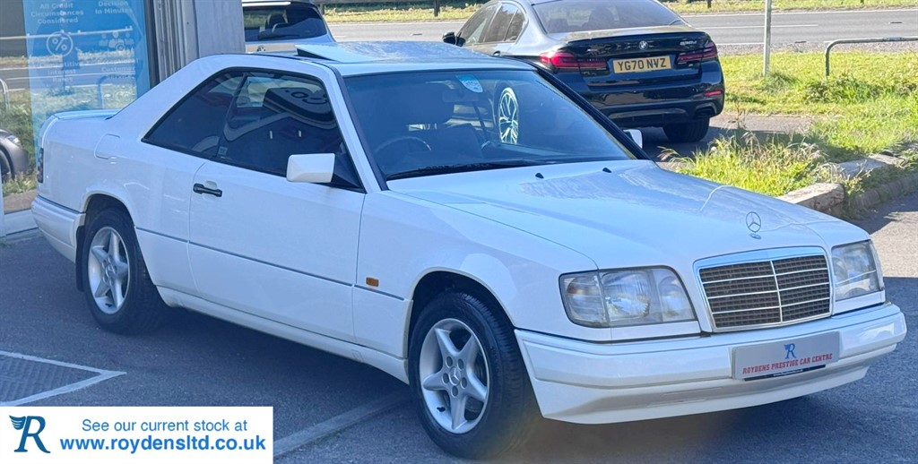 1995 Mercedes-Benz E-Class E220 Auto