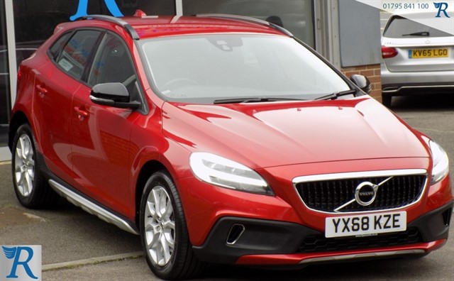 Volvo V40