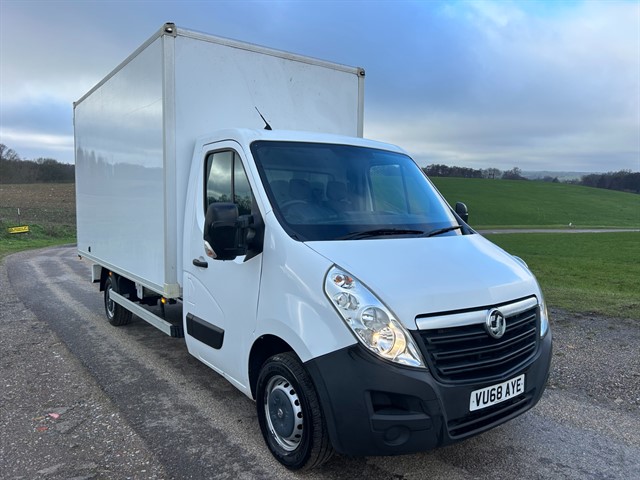 2018 VAUXHALL MOVANO L3H1 F3500 BOX VAN 8,490 YEAR 2018 ODOMETER 106,216 MILES TRANSMISSION MANUAL... photo