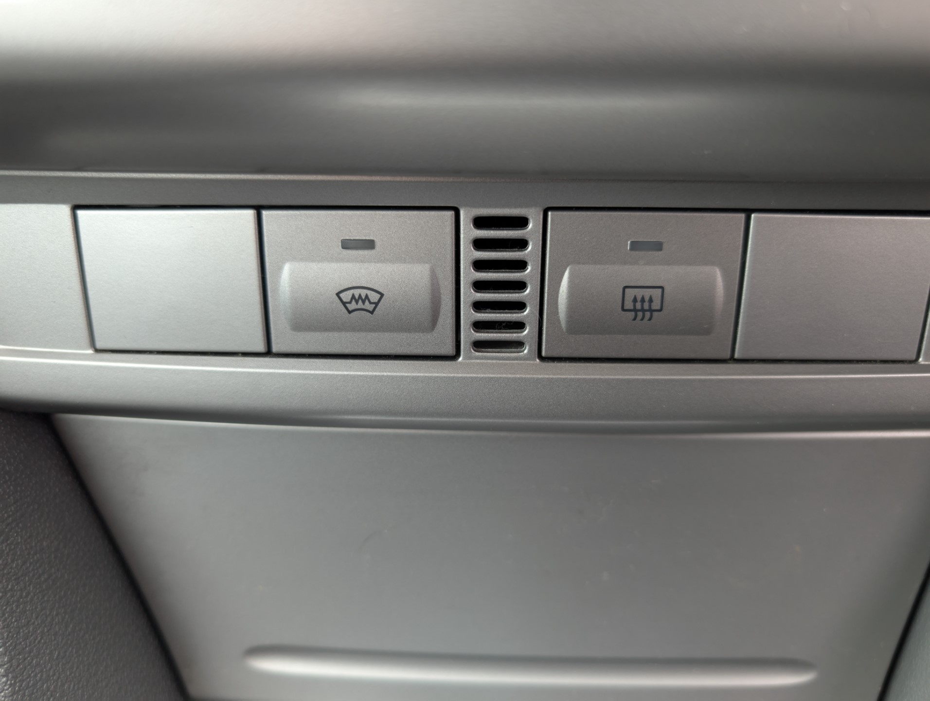 2010 Ford Focus thumbnail 22