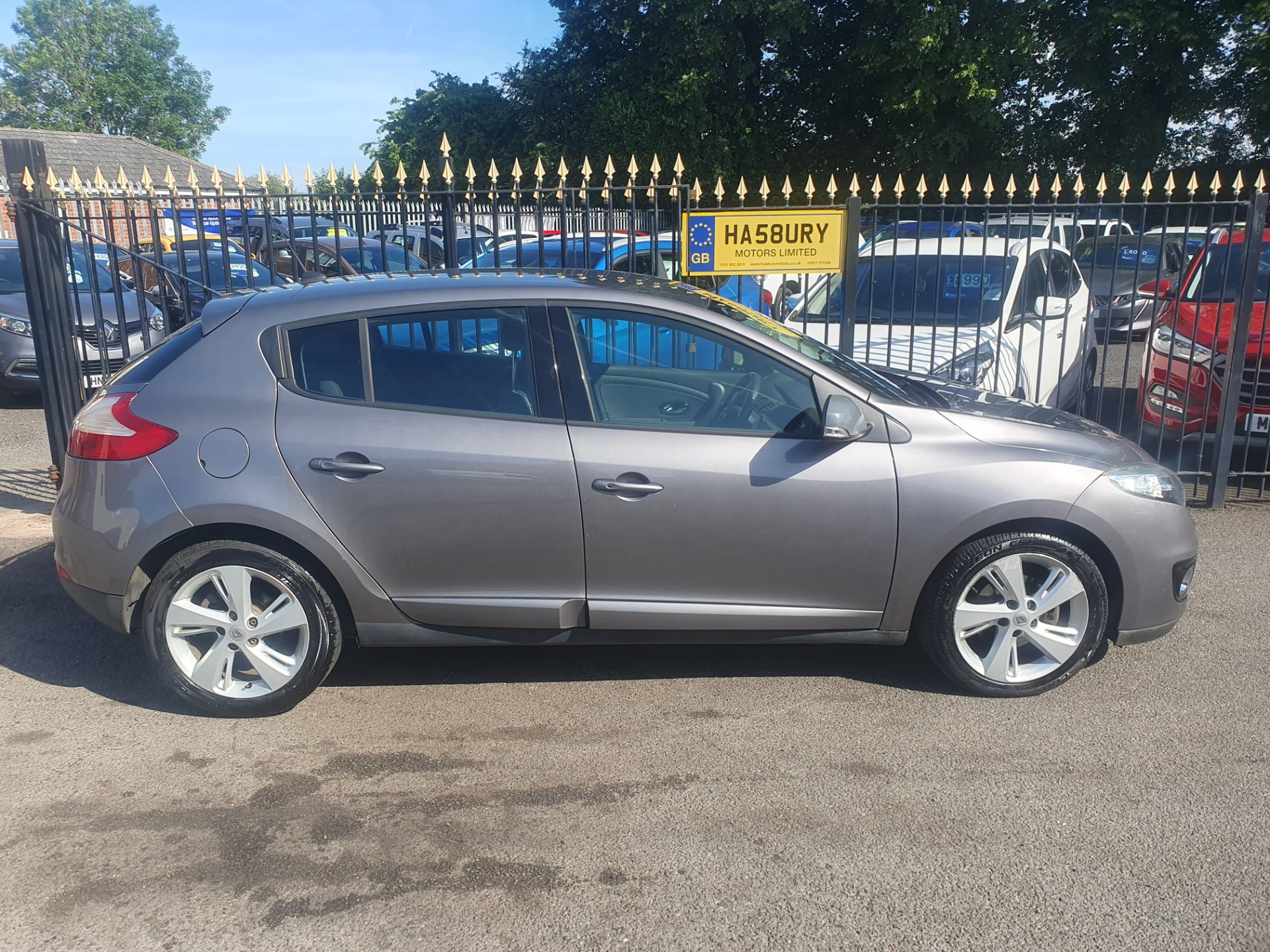 2013 Renault Megane thumbnail 6