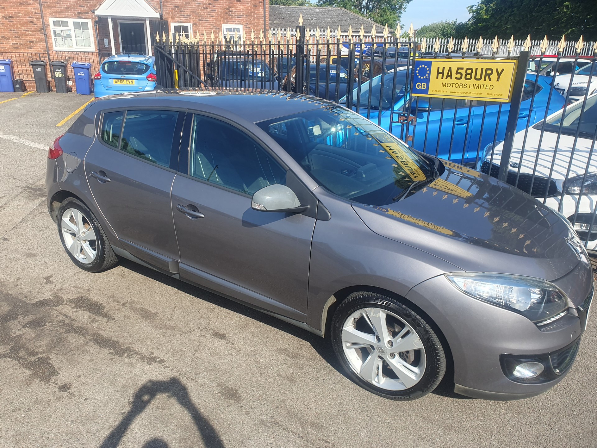2013 Renault Megane — photo 1 of 5