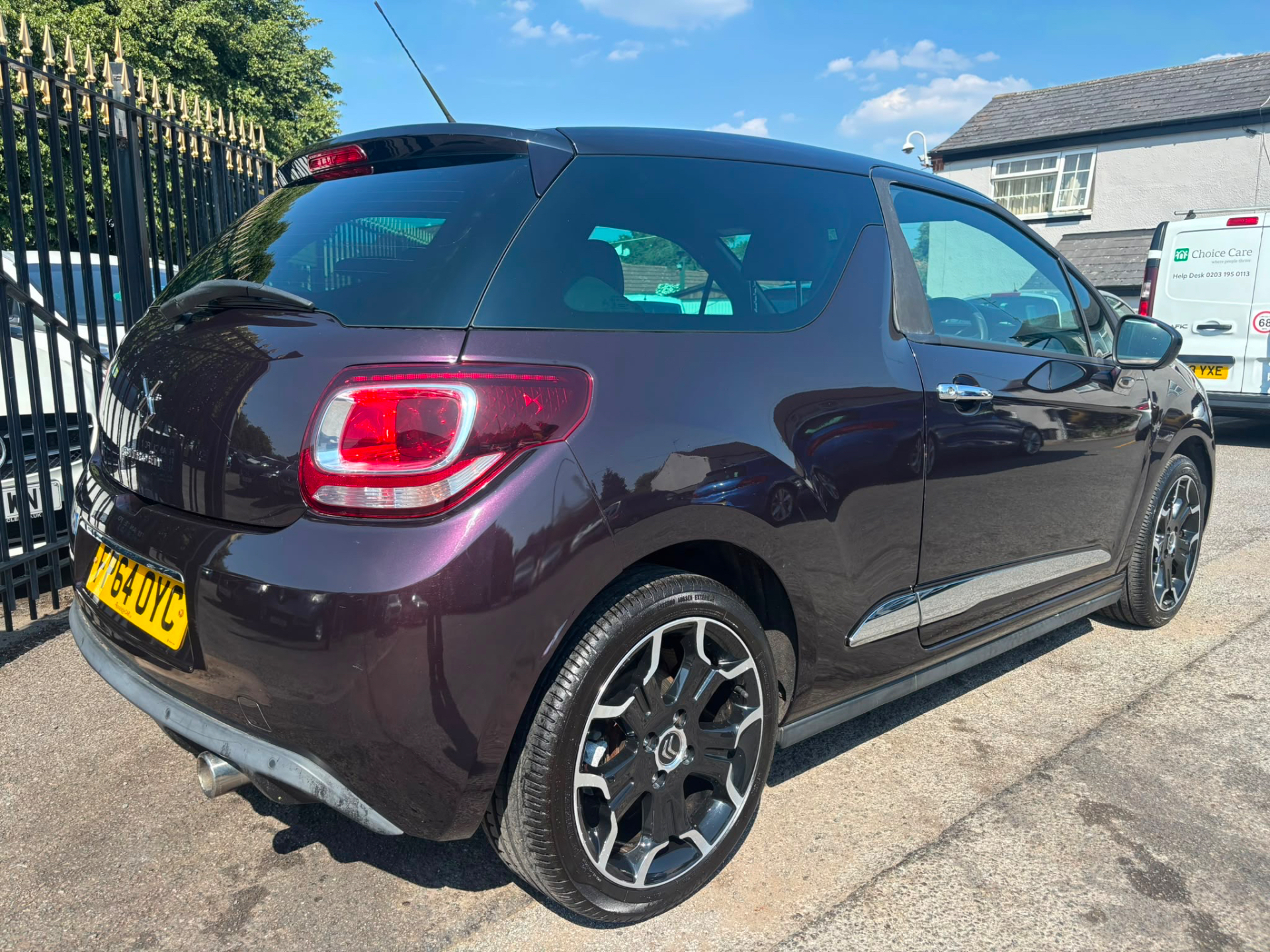 2014 Citroen DS3 thumbnail 17