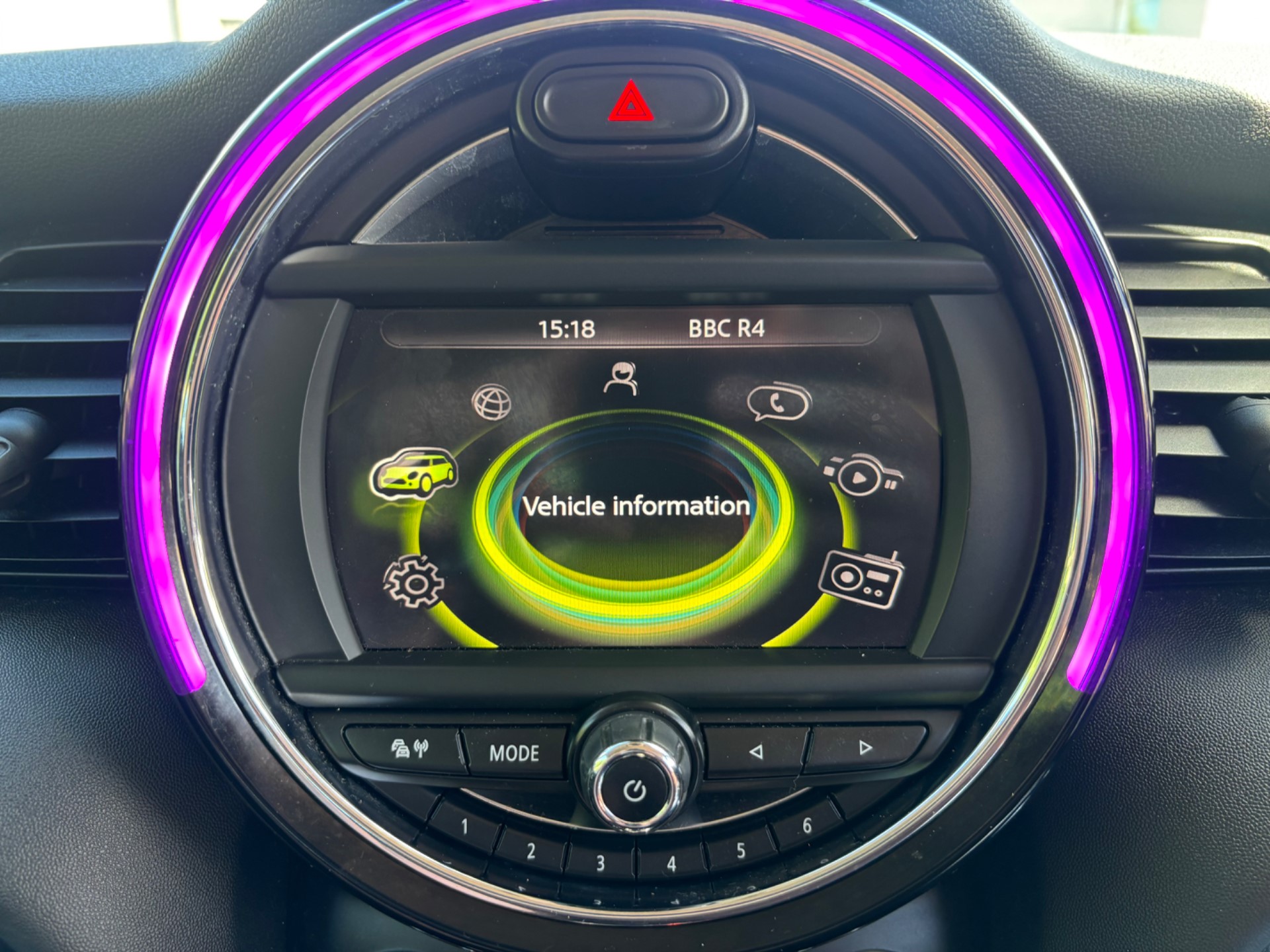 2014 Mini Cooper thumbnail 3