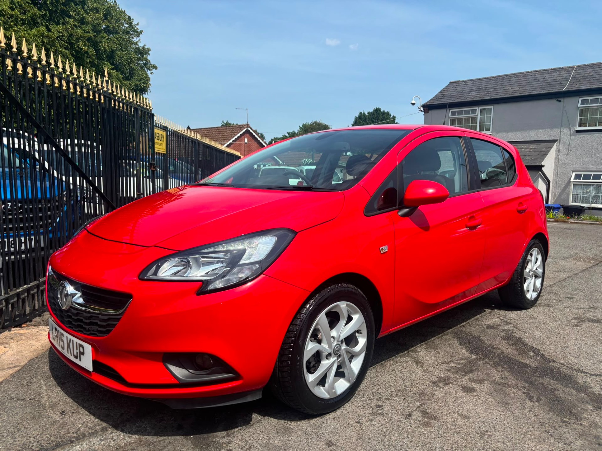 2015 Vauxhall Corsa thumbnail 10