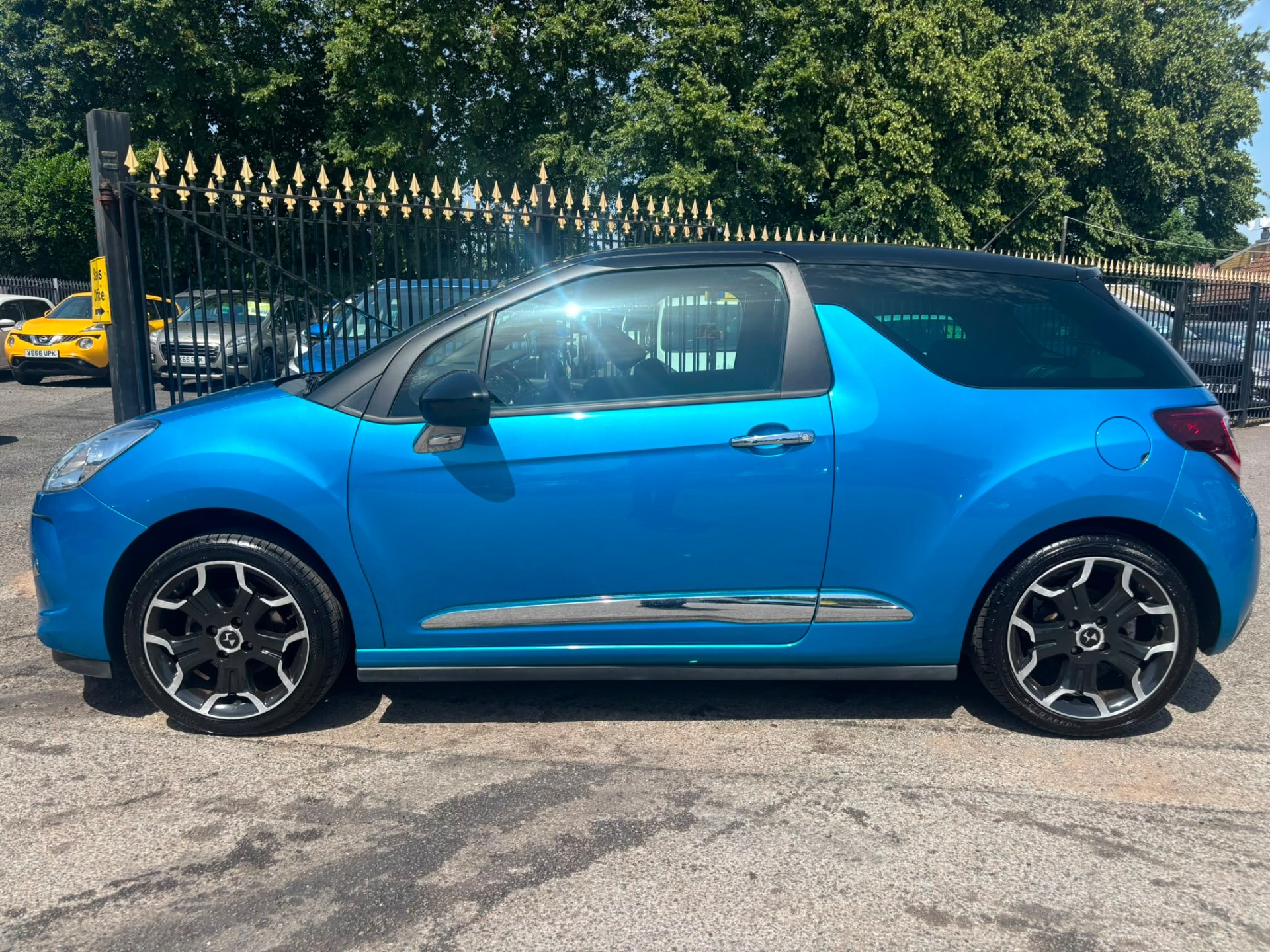 2013 Citroen DS3 thumbnail 15