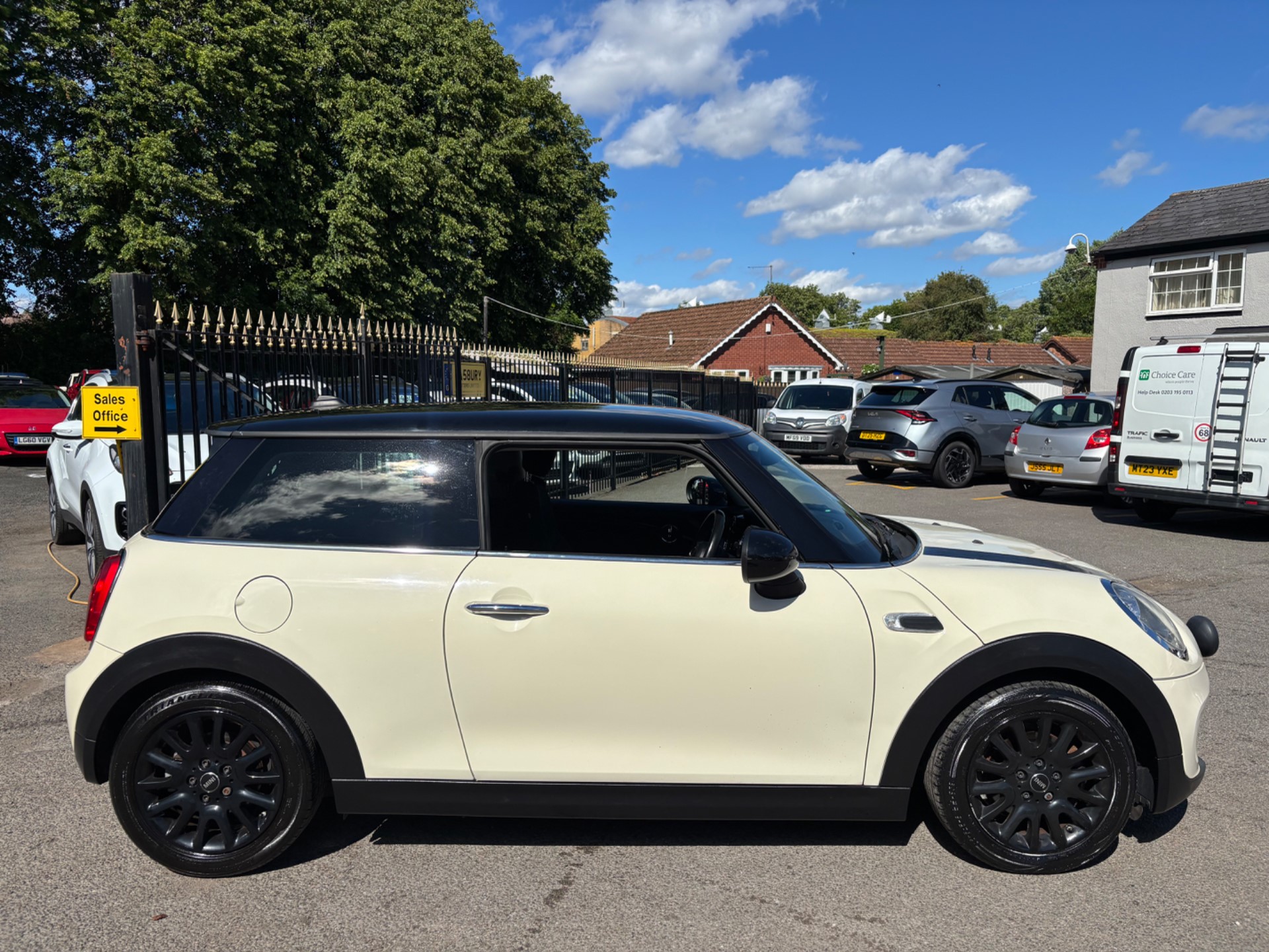 2014 Mini Cooper thumbnail 10