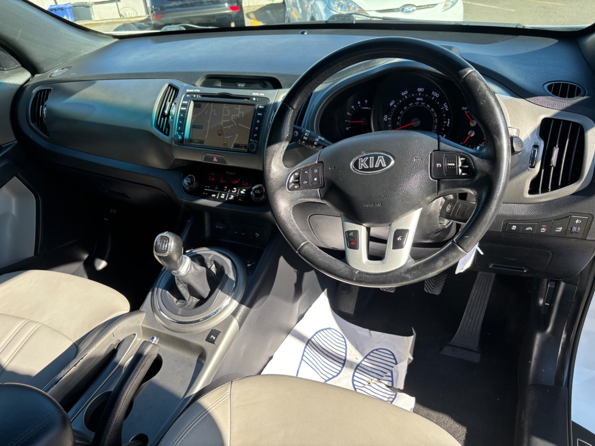 2015 KIA Sportage thumbnail 2