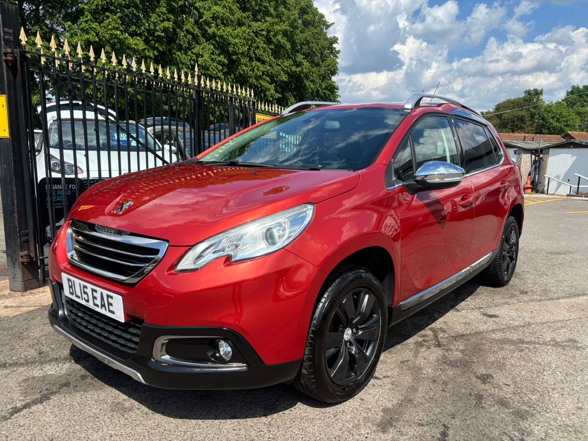 2015 Peugeot 2008 thumbnail 18