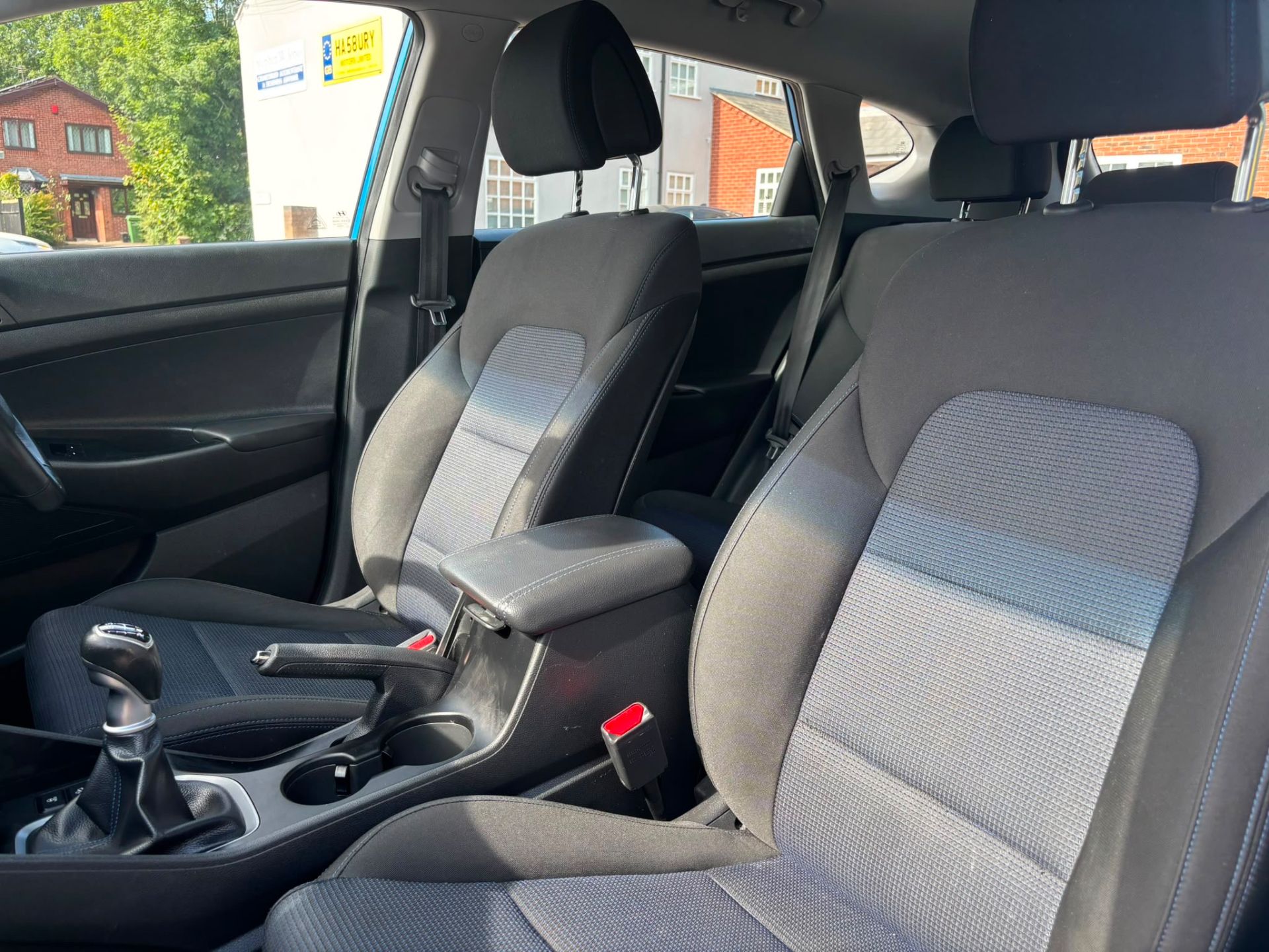 2017 Hyundai Tucson thumbnail 18