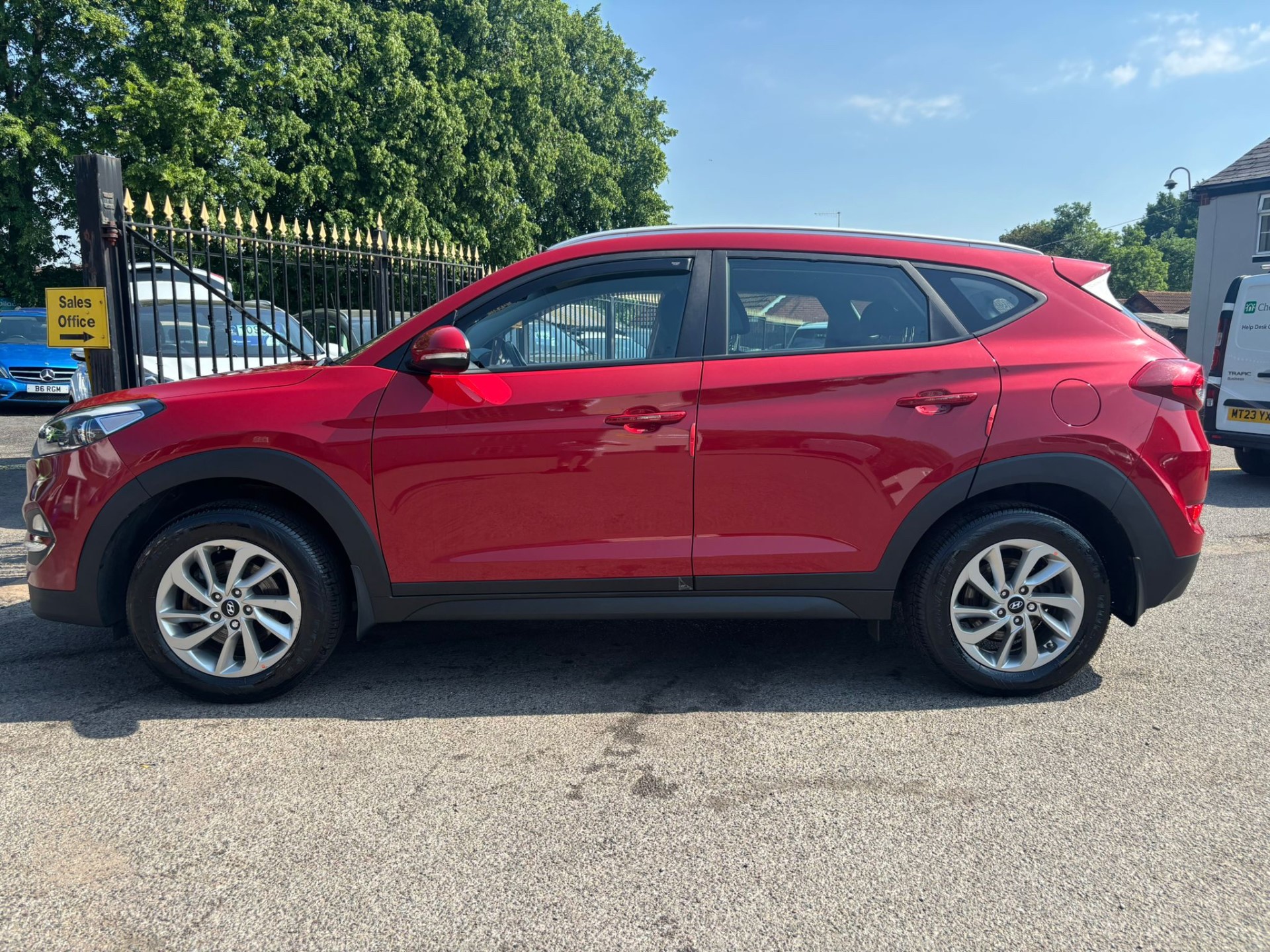 2016 Hyundai Tucson thumbnail 11