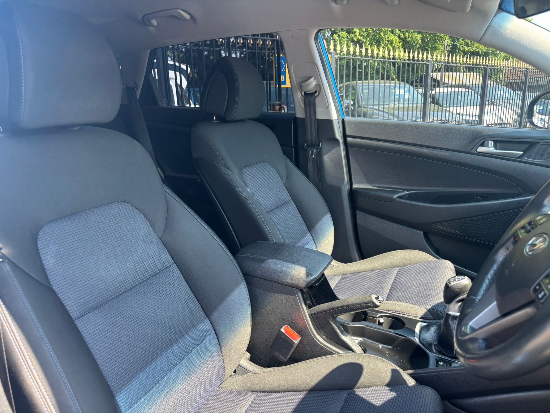 2017 Hyundai Tucson thumbnail 8