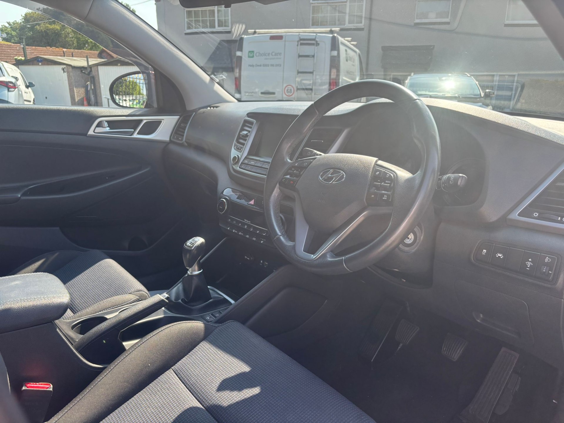 2016 Hyundai Tucson thumbnail 2