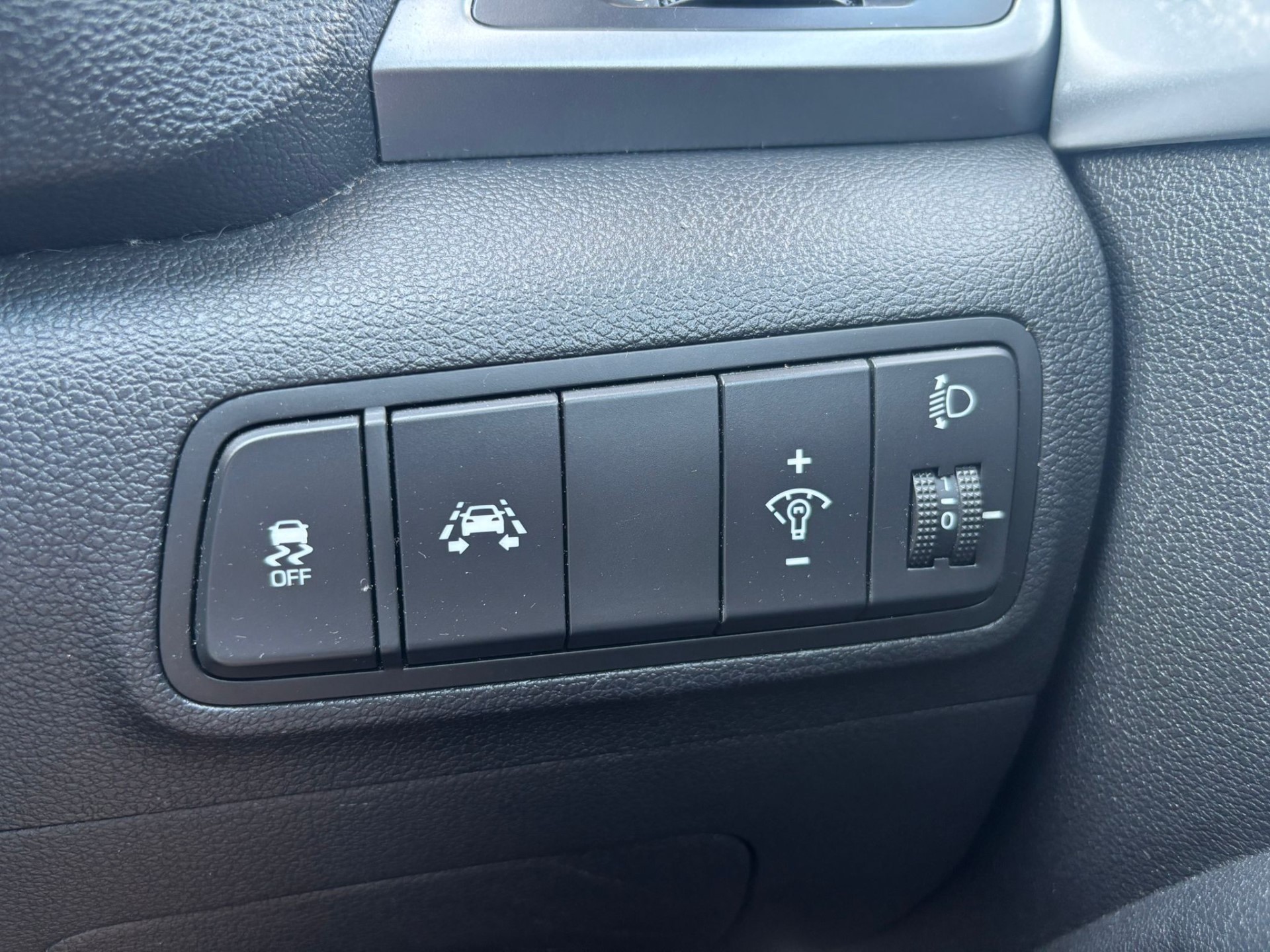 2016 Hyundai Tucson thumbnail 22