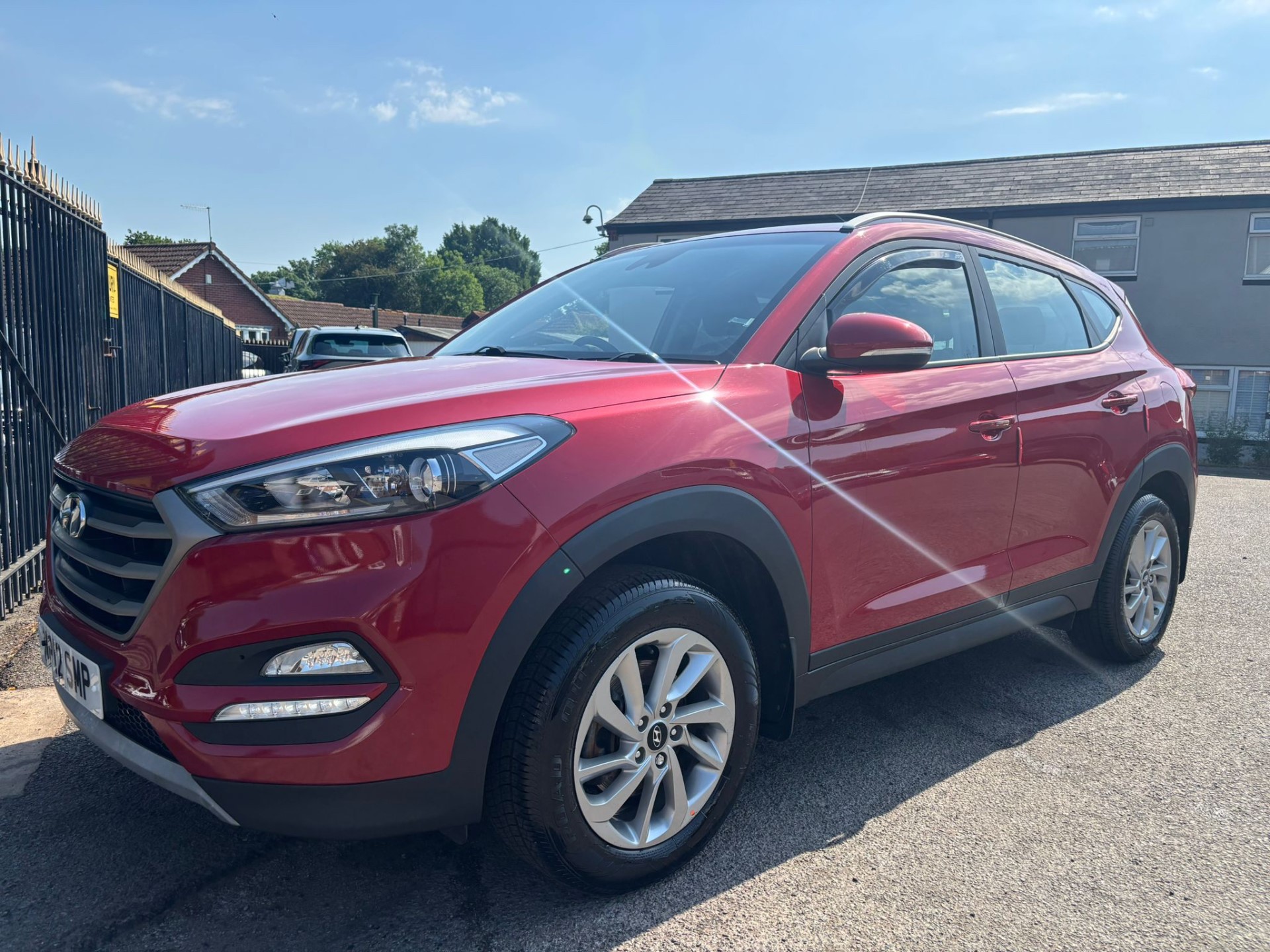 2016 Hyundai Tucson thumbnail 18