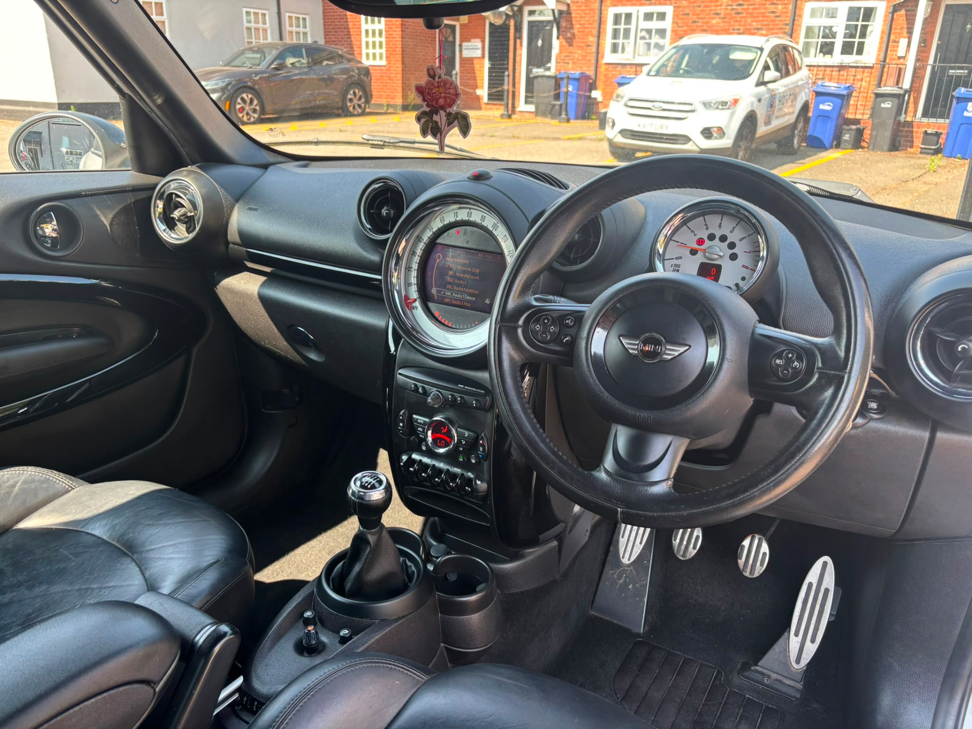 2013 Mini Cooper S thumbnail 2
