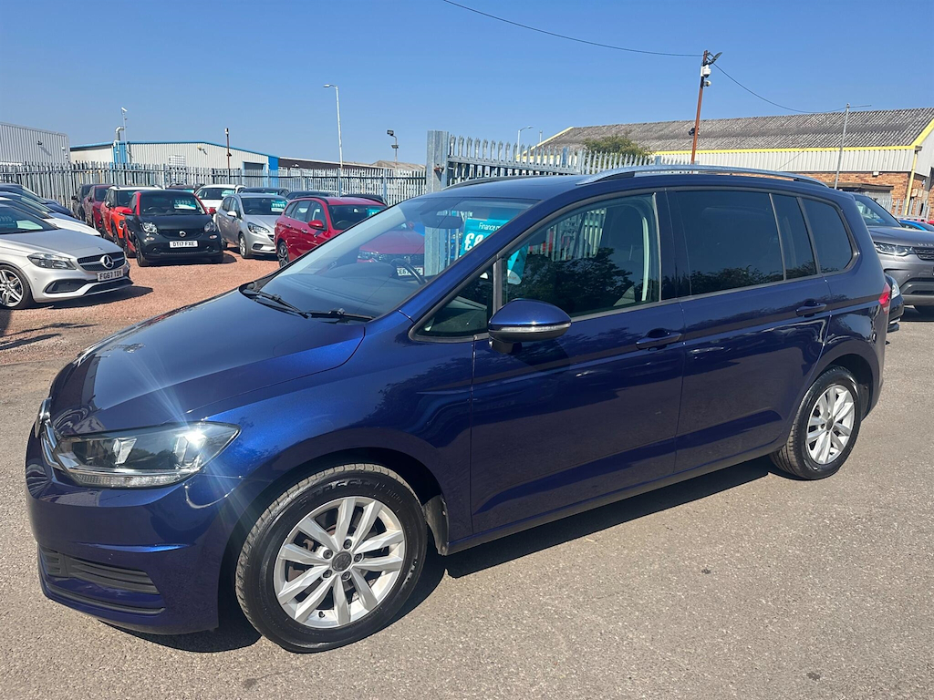 2016 Volkswagen Touran