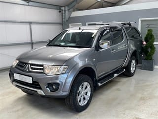 Mitsubishi L200