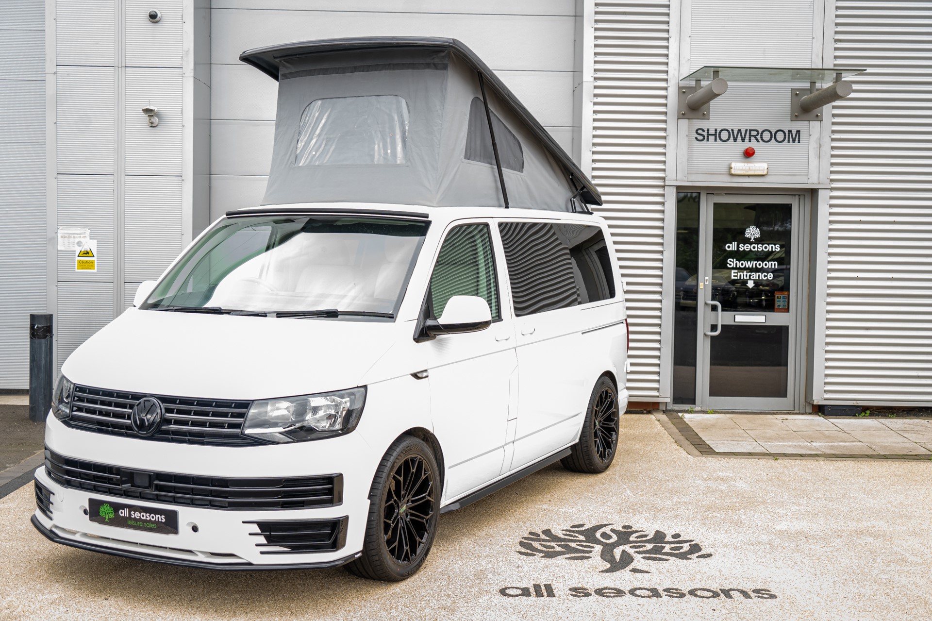 Vw transporter store t6 for sale