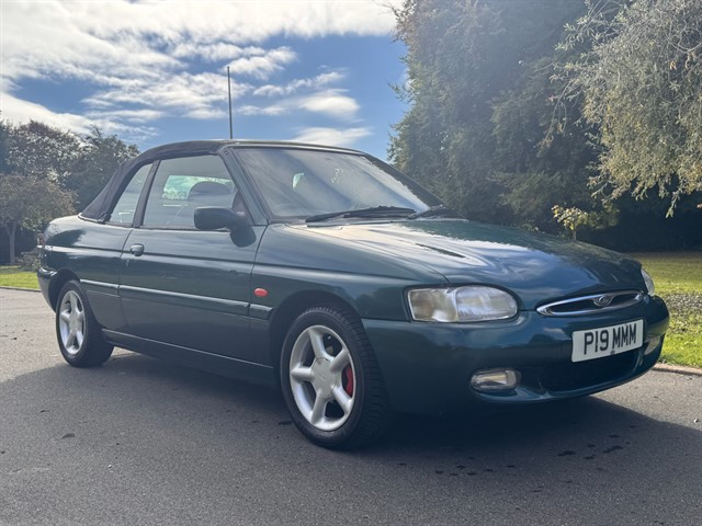 1997 ESCORT 1.8L GHIA 16V 115PS 1,800 REG 1997 MILEAGE 95,674 TRANS MANUAL BODY... photo