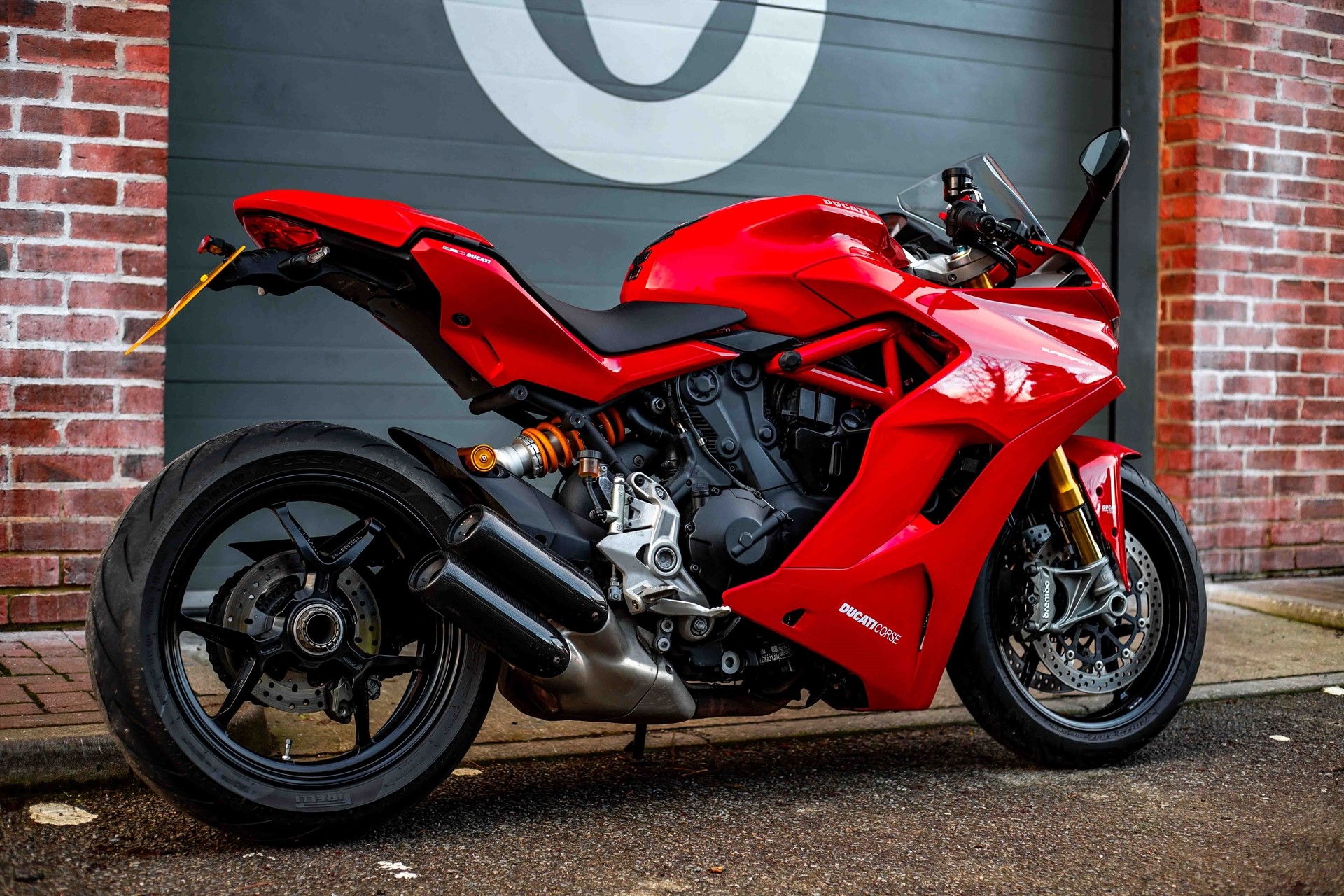 2020 ducati store supersport s