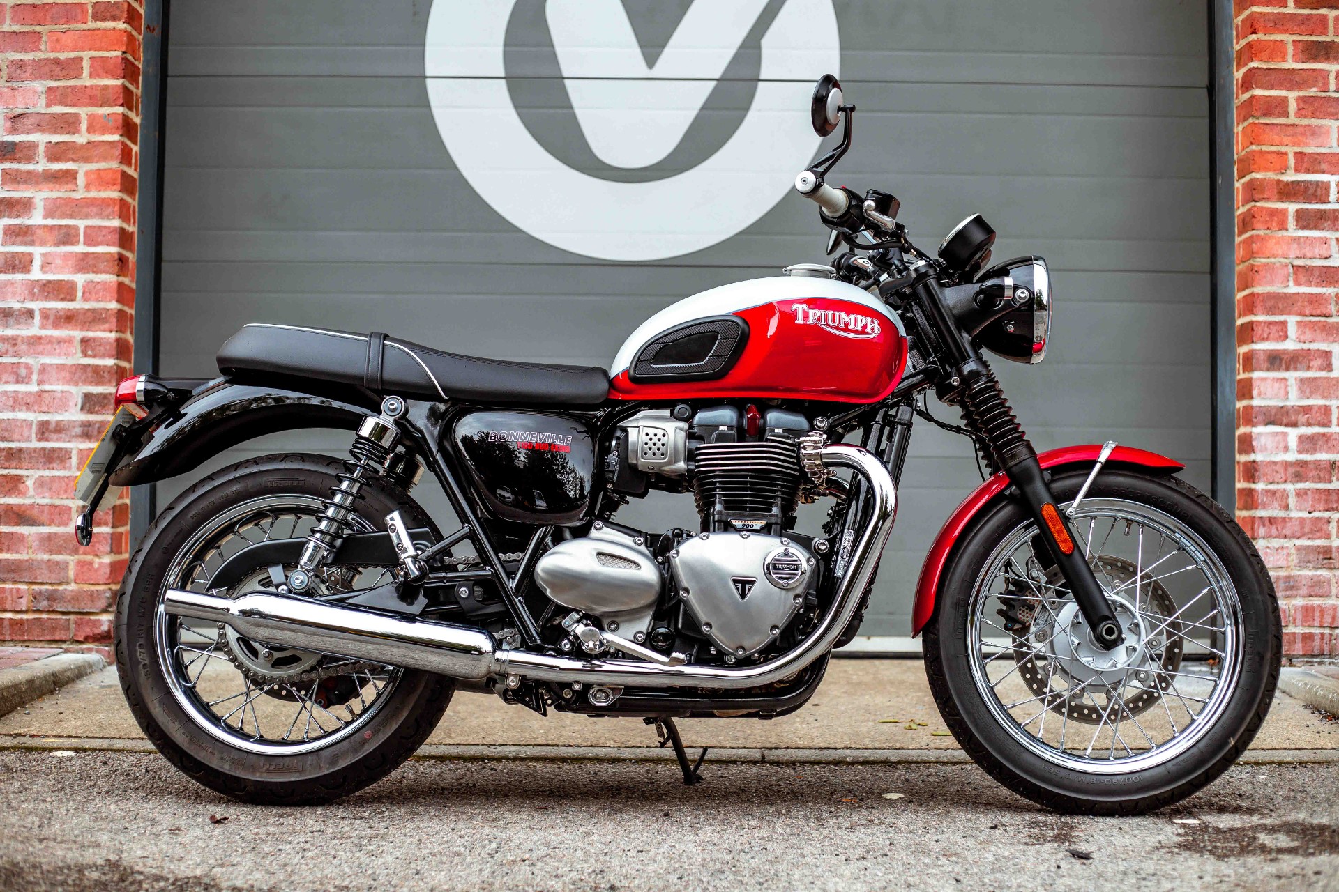 Triumph bonneville 2024 t100 used