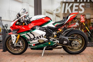 Used Ducati Panigale V4S from Optimum Bikes