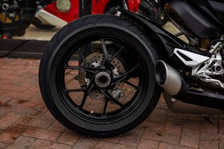 Used Ducati Streetfighter from Optimum Bikes