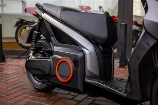 Used Scutum SEAT MO eScooter 125 from Optimum Bikes