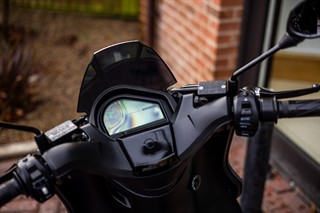 Used Scutum SEAT MO eScooter 125 from Optimum Bikes