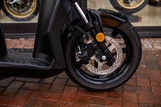 Used Scutum SEAT MO eScooter 125 from Optimum Bikes