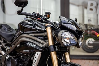 Used Triumph Speed Triple 1050 from Optimum Bikes
